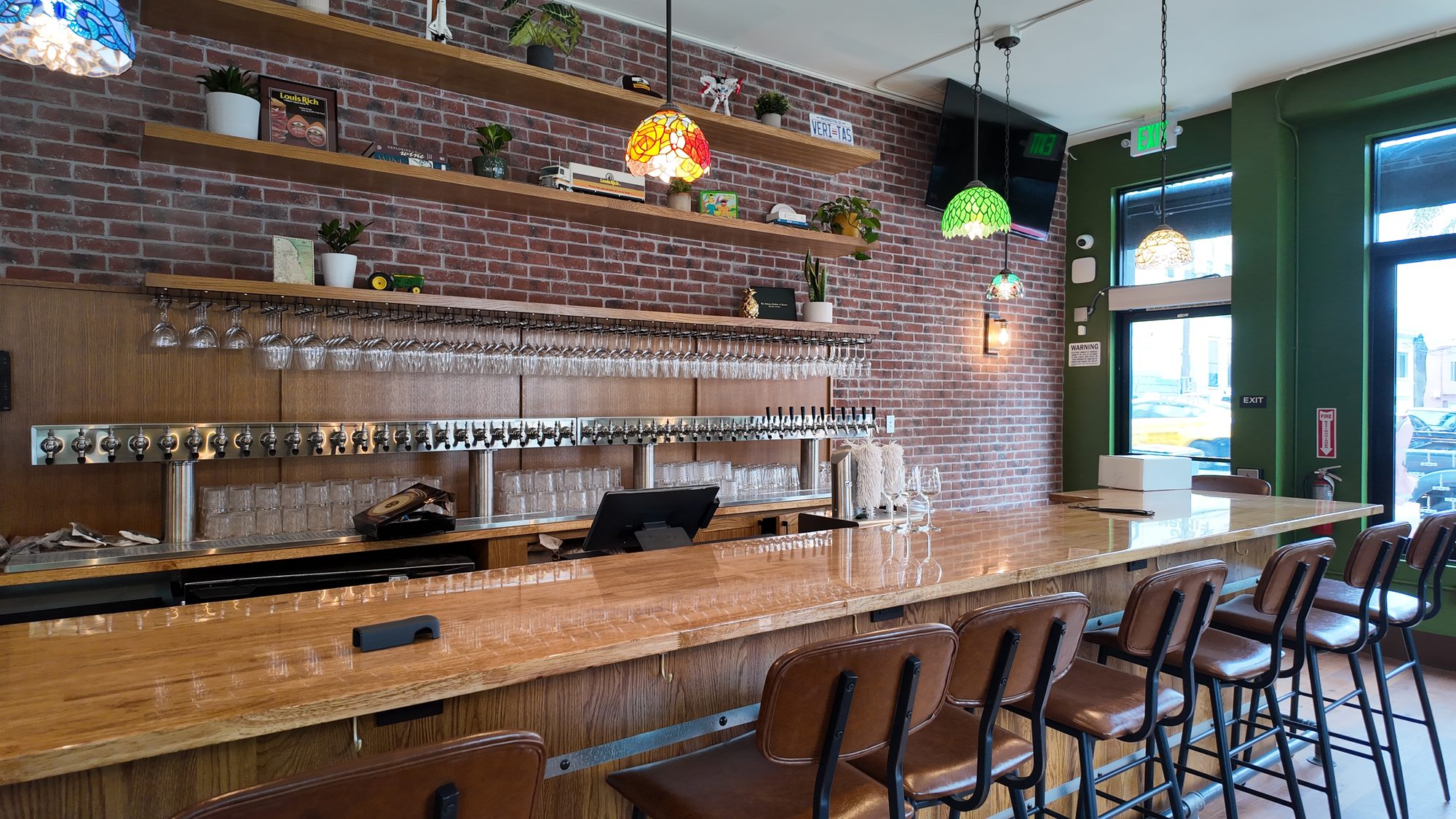 Big Finish Wine Tavern
