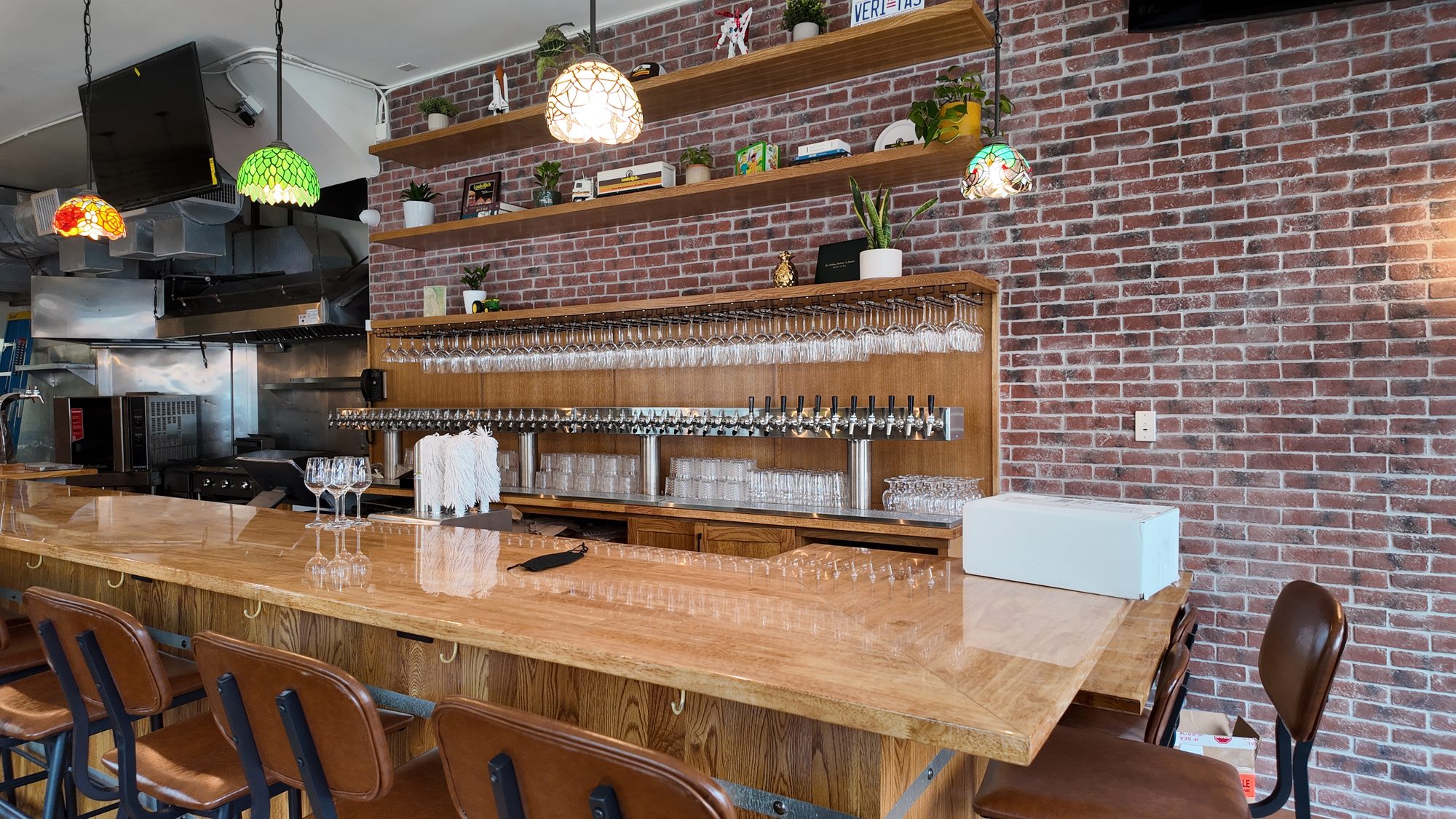 Big Finish Wine Tavern