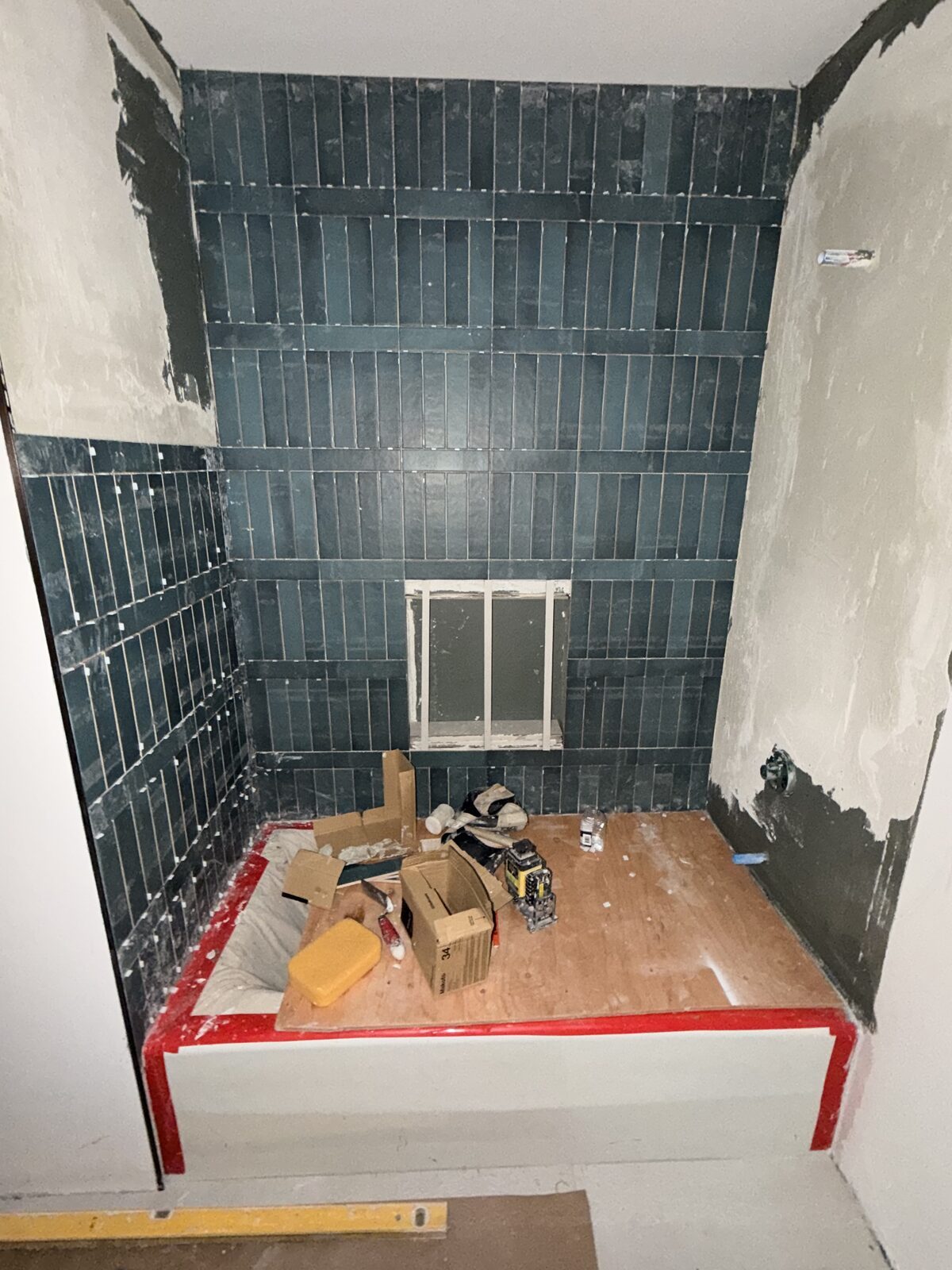Kitchen wall layout and cabinet markup